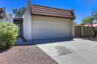 Photo #2: 6059250 Listing 