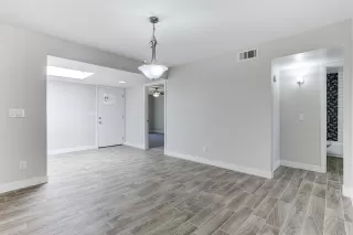 Photo #6: 6059250 Listing 