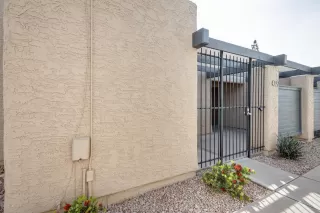 Photo #6: 6059638 Listing 