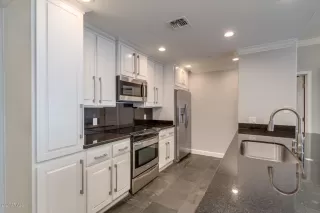 Photo #1: 6059696 Listing