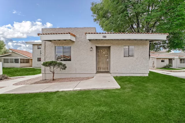 MLS: 6059937 Condo For Sale