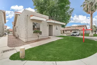 Photo #2: 6059937 Listing 