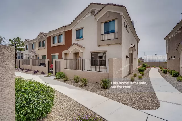 MLS: 6060019 Condo For Sale