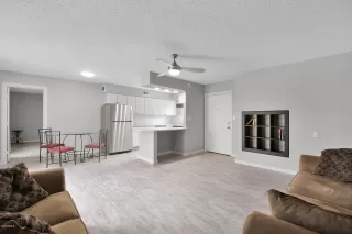 Photo #3: 6060305 Listing