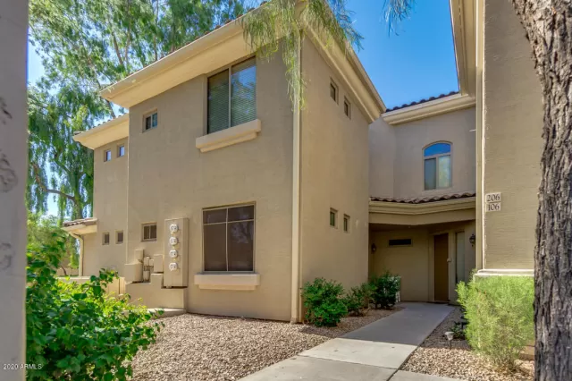 MLS: 6060342 Condo For Sale