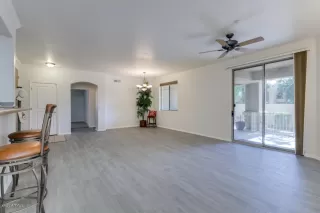 Photo #3: 6060342 Listing