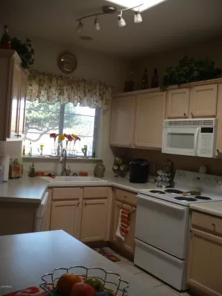 Photo #5: 6060444 Listing 