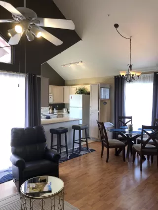 Photo #5: 6060641 Listing