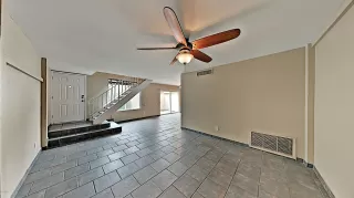 Photo #3: 6060644 Listing