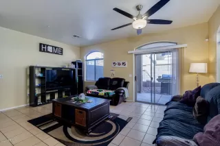 Photo #5: 6060691 Listing