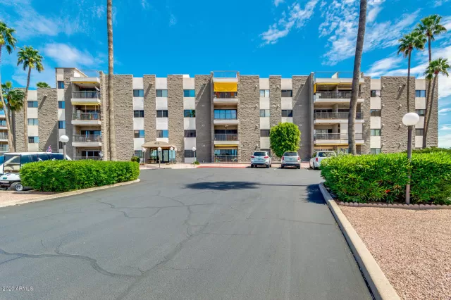 MLS: 6060729 Condo For Sale