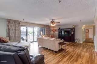 Photo #2: 6060729 Listing