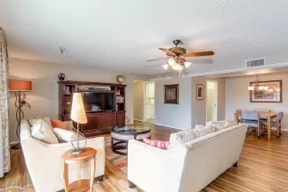 Photo #3: 6060729 Listing