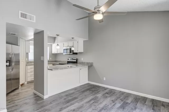 MLS: 6061008 Condo For Sale