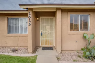 Photo #5: 6061057 Listing