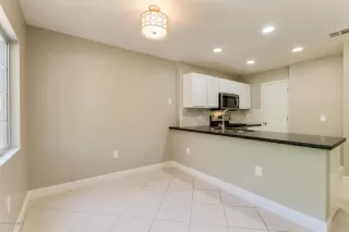 Photo #5: 6061263 Listing 