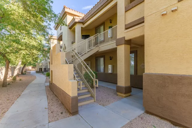 MLS: 6061458 Condo For Sale