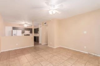 Photo #4: 6061595 Listing