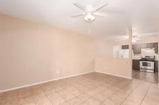 Photo #5: 6061595 Listing