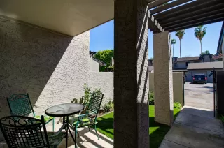 Photo #3: 6061807 Listing