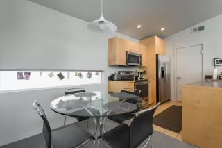 Photo #5: 6062076 Listing 