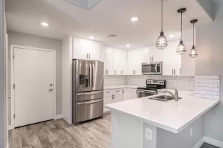 Photo #6: 6062809 Listing