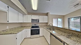 Photo #2: 6062977 Listing