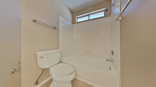 Photo #5: 6062977 Listing