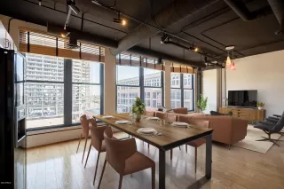 Photo #1: 6063189 Listing 