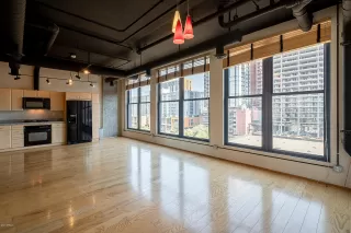 Photo #5: 6063189 Listing 