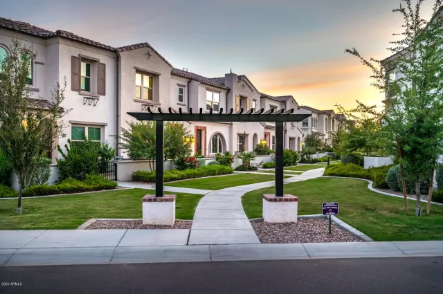 MLS: 6063220 Condo For Sale