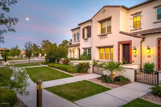 Photo #2: 6063220 Listing 