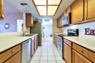 Photo #4: 6063545 Listing