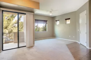 Photo #6: 6063666 Listing