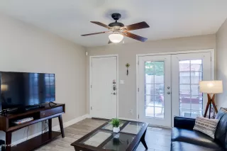 Photo #1: 6063843 Listing 