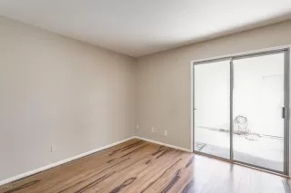 Photo #3: 6063938 Listing