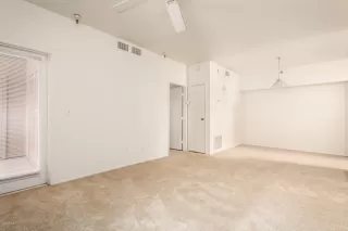 Photo #5: 6064022 Listing