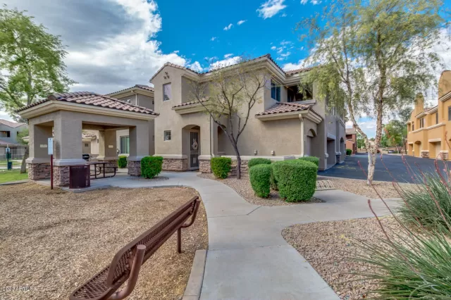 MLS: 6064187 Condo For Sale