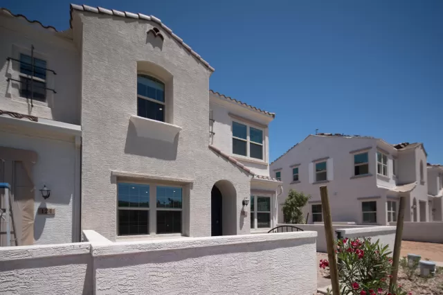 MLS: 6064258 Condo For Sale