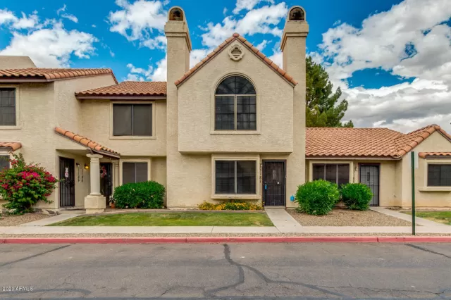 MLS: 6064357 Condo For Sale