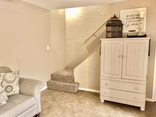 Photo #6: 6064421 Listing