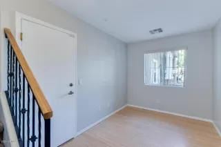 Photo #4: 6064451 Listing