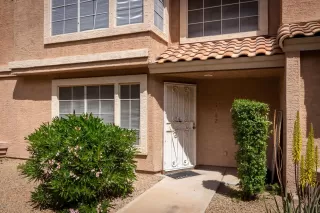 Photo #5: 6064582 Listing