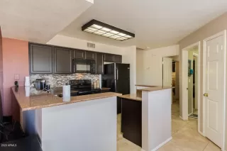 Photo #4: 6064857 Listing