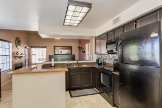 Photo #5: 6064857 Listing