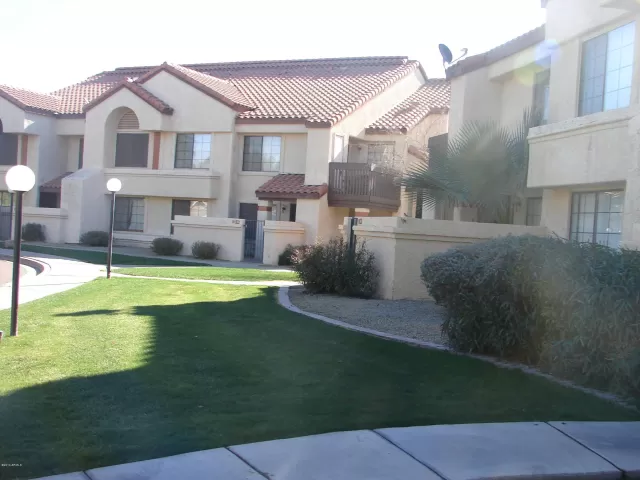 MLS: 6064882 Condo For Sale