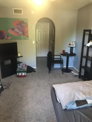 Photo #4: 6064882 Listing