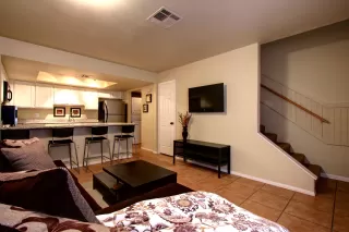 Photo #3: 6064915 Listing 