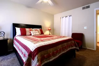 Photo #5: 6064915 Listing 