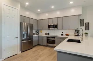 Photo #1: 6064921 Listing